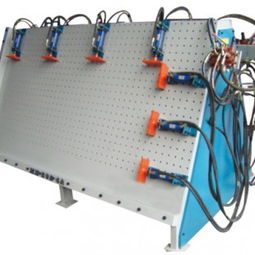 聯達優質門窗組合機 基礎設施簡單堅固，卓越耐用性能引領行業新標桿